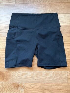 Fabletics Powerhold 6” Pocket Shorts